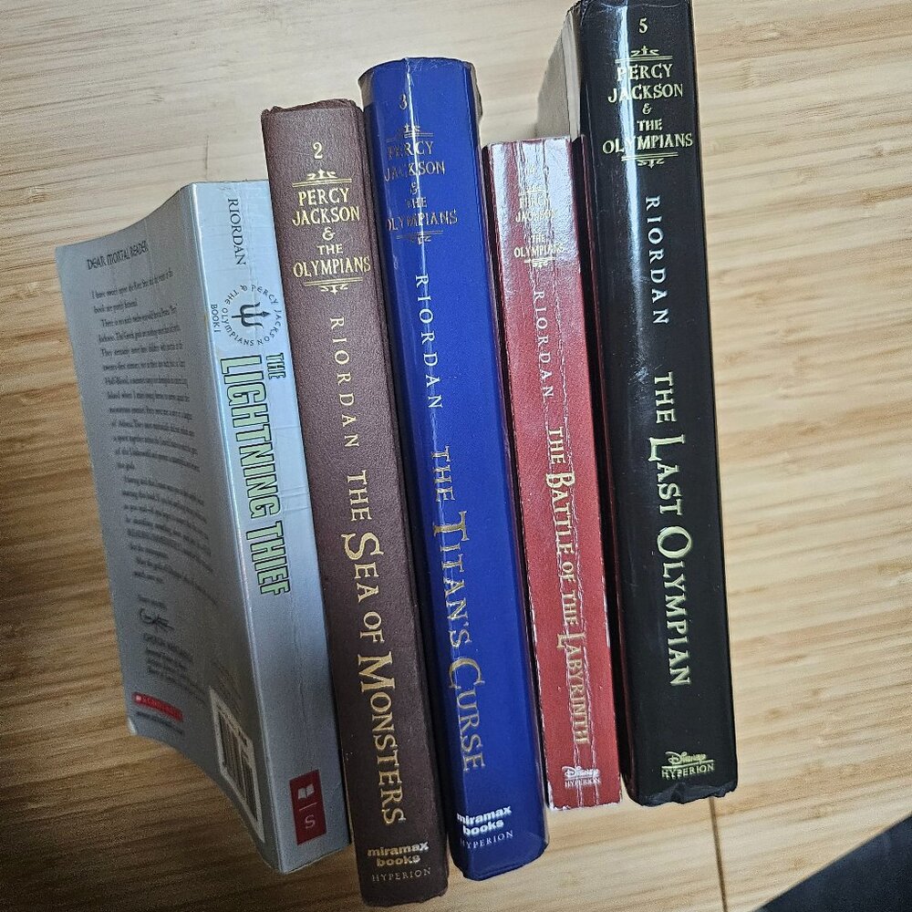 Percy Jackson & The Olympians Book Series by Rick Riordan